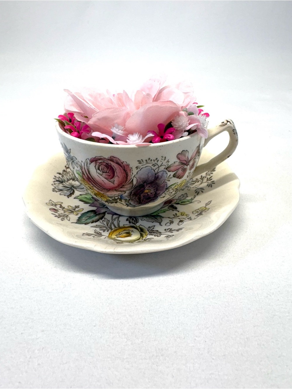 Vintage Johnson Brothers Sheraton Teacup Floral Arrangement Decor
